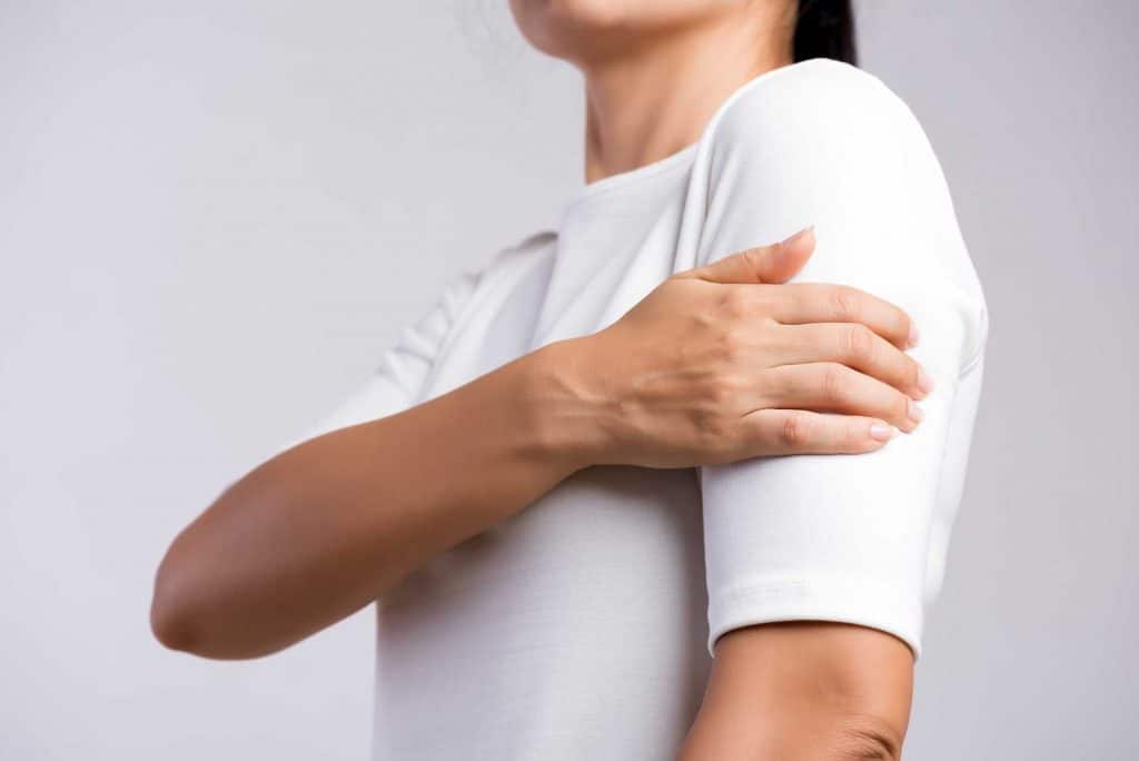 pain in arm muscle weakness