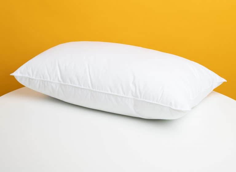 how-to-choose-the-best-pillows-for-your-bedroom-1